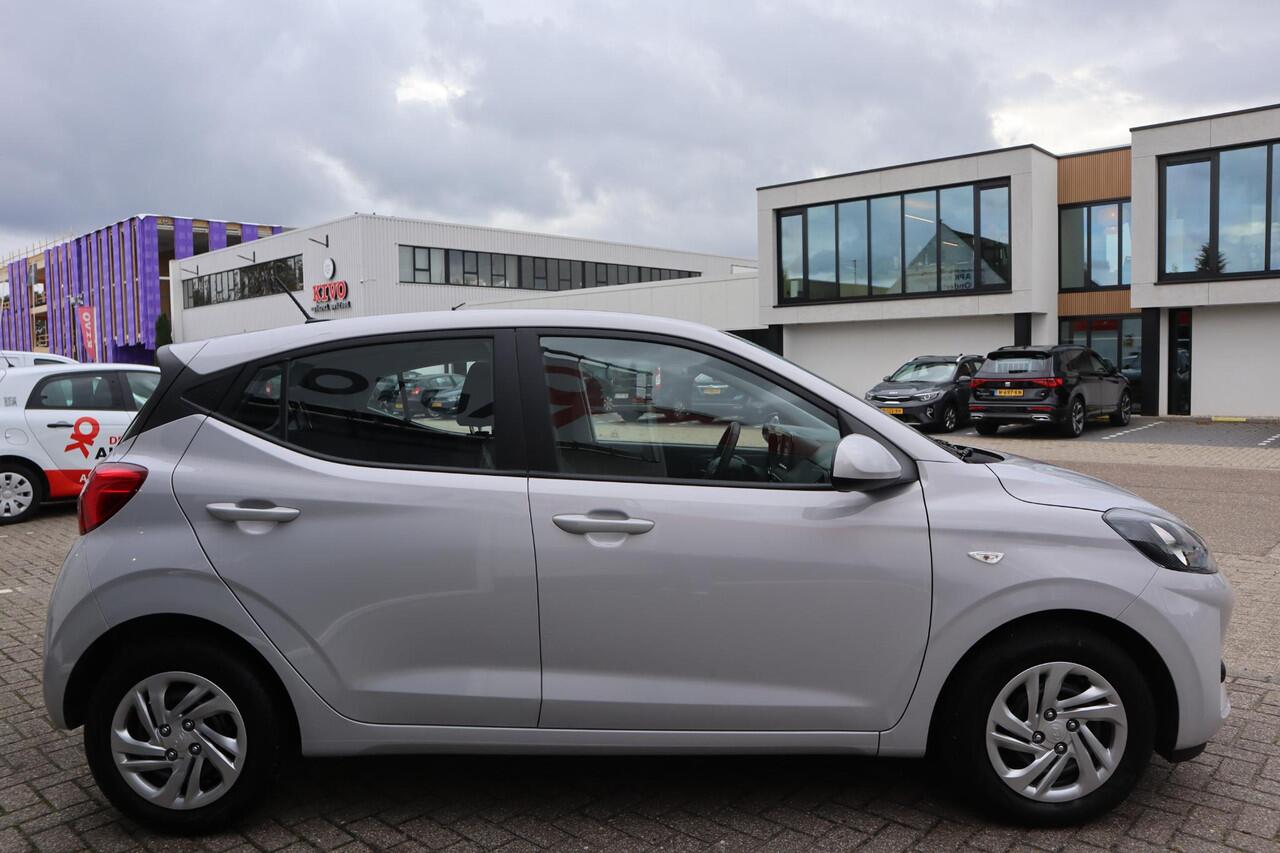 Hyundai I 10 1.0 PREMIUM CAMERA|PARK|NAVIGATIE|CRUISE|NIEUWSTAAT