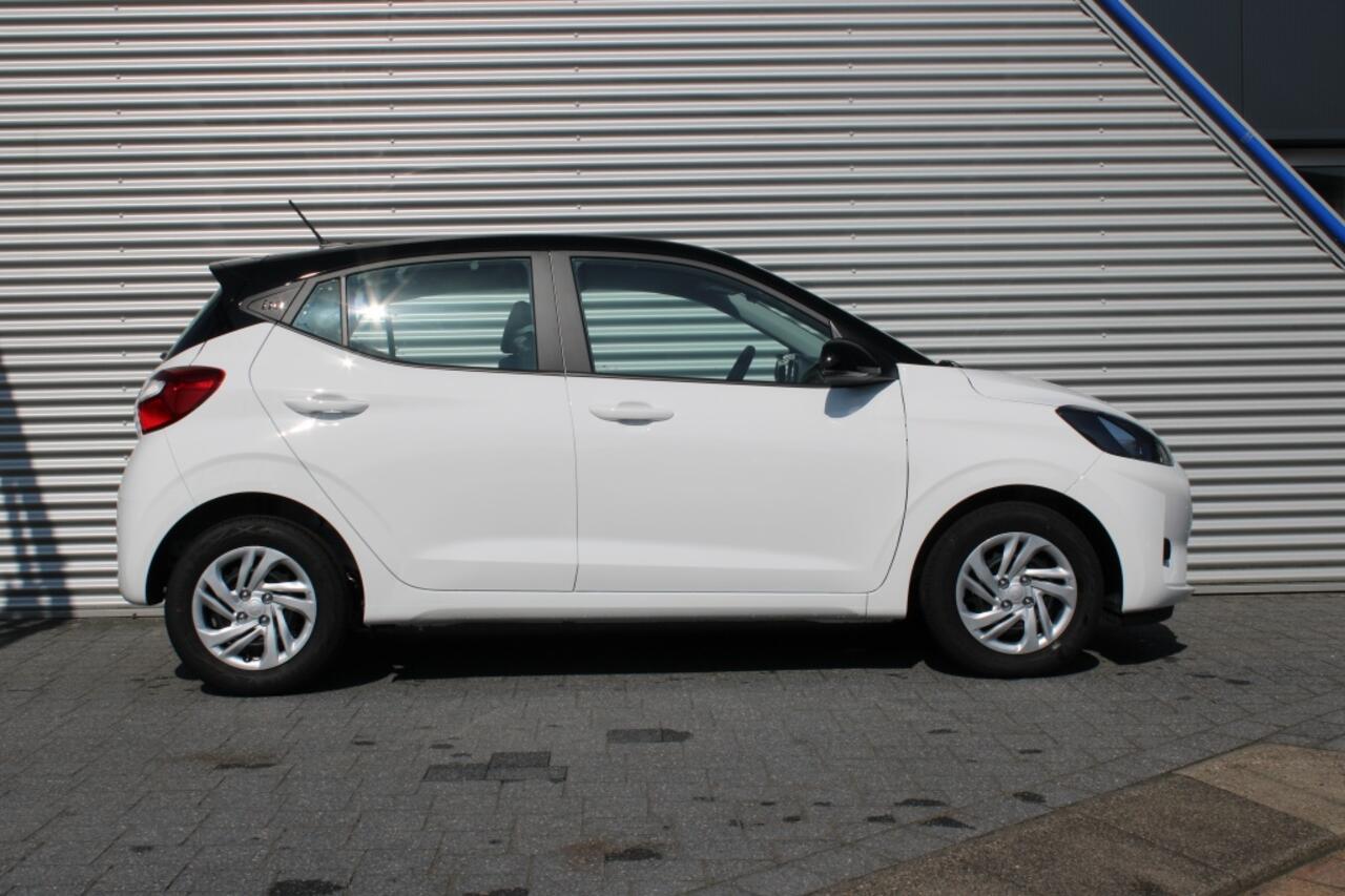 Hyundai I 10 1.0 Comfort Smart | Airco | Navigatie | Parkeercamera | Cruise C