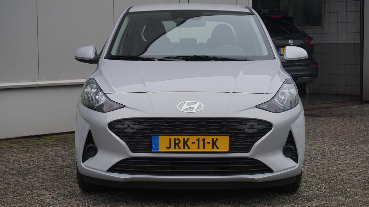 Hyundai I 10 1.0 Comfort Smart 5-zits Automaat Stoel- / Stuurverwarming | Navigatie | Achteruitrijcamera