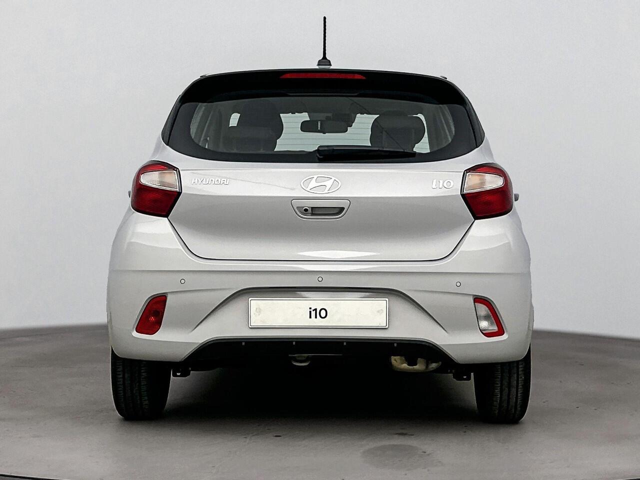 Hyundai I 10 1.0 Premium | Automaat | Stoelverwarming | Climate control | Parkeersensoren | Achteruitrijcamera