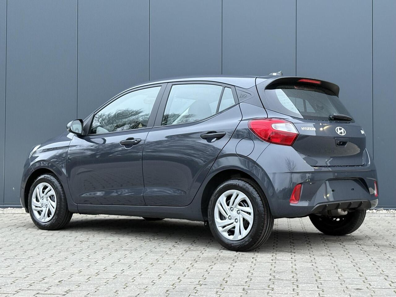 Hyundai I 10 Comfort Limited Automaat / Navigatie / Airco / Achteruitrijcamera / ¤ 1800,= voordeel / Snel Leverbaar! / Rijklaarprijs