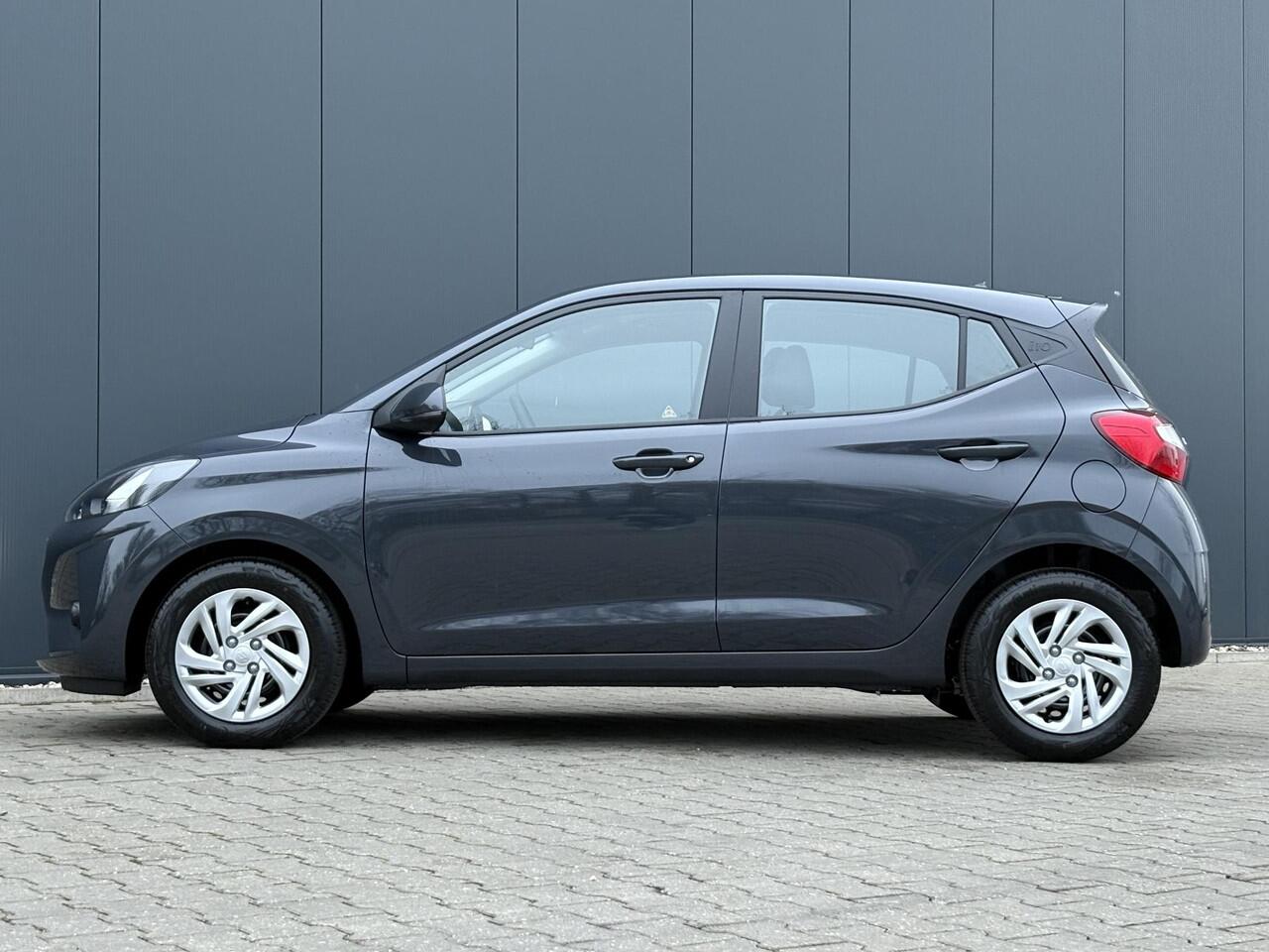 Hyundai I 10 Comfort Limited Automaat / Navigatie / Airco / Achteruitrijcamera / ¤ 1800,= voordeel / Snel Leverbaar! / Rijklaarprijs