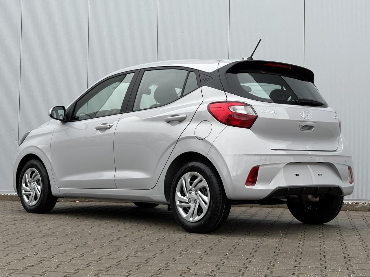 Hyundai I 10 Comfort Limited Automaat / Navigatie / Airco / Achteruitrijcamera / Snel Leverbaar! / Rijklaarprijs