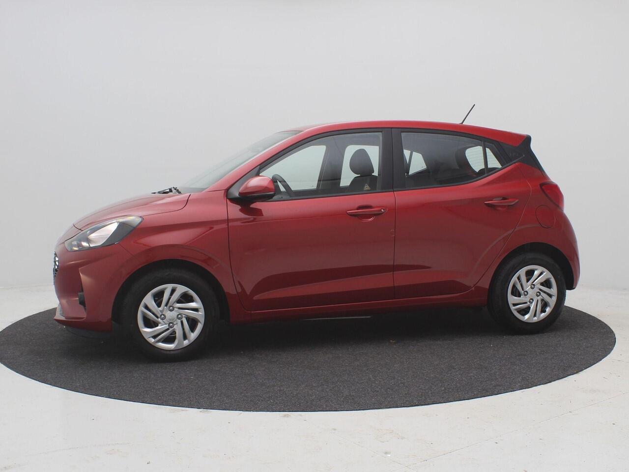 Hyundai I 10 1.0 AUTOMAAT Comfort Limited / ¤ 1.800,- Voordeel op de nieuwprijs / Prijs is rijklaar / Direct Leverbaar / Navigatie / Camera / Apple Carplay & Android Auto / Bluetooth / Airco /