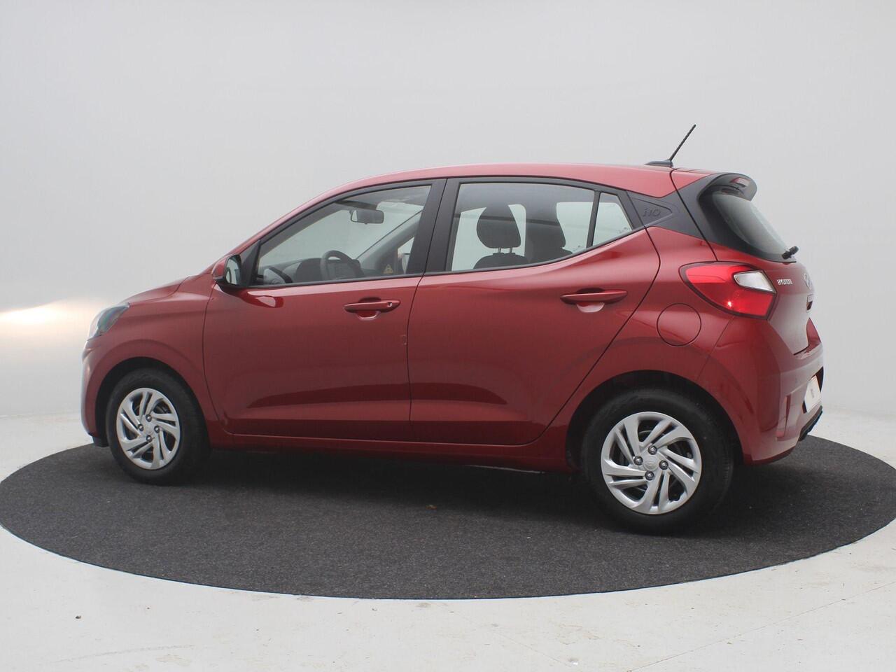 Hyundai I 10 1.0 AUTOMAAT Comfort Limited / ¤ 1.800,- Voordeel op de nieuwprijs / Prijs is rijklaar / Direct Leverbaar / Navigatie / Camera / Apple Carplay & Android Auto / Bluetooth / Airco /