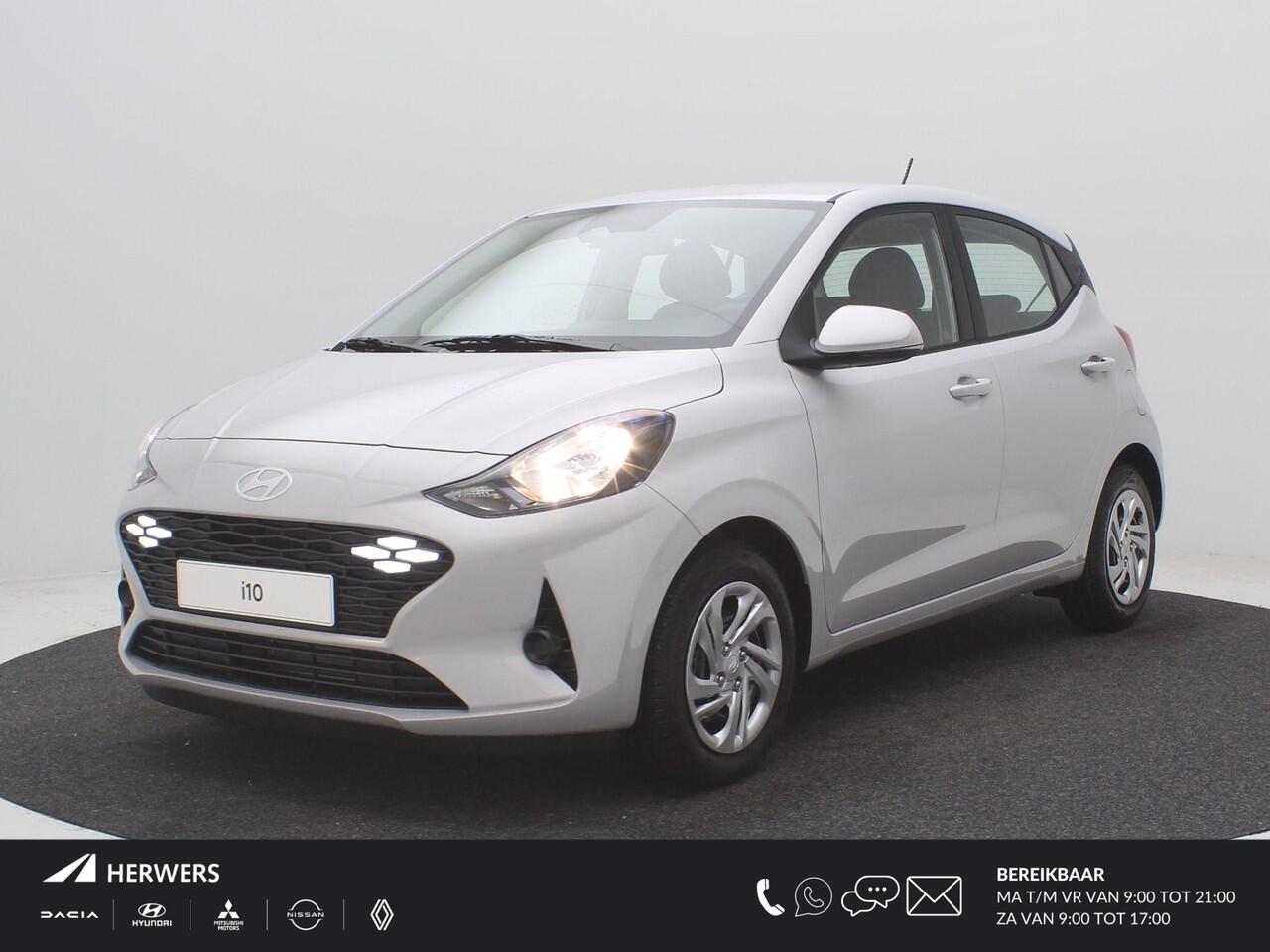 Hyundai I 10 1.0 AUTOMAAT Comfort Limited / ¤ 1.800,- Voordeel op de nieuwprijs / Prijs is rijklaar / Direct Leverbaar / Navigatie / Camera / Apple Carplay & Android Auto / Bluetooth / Airco /