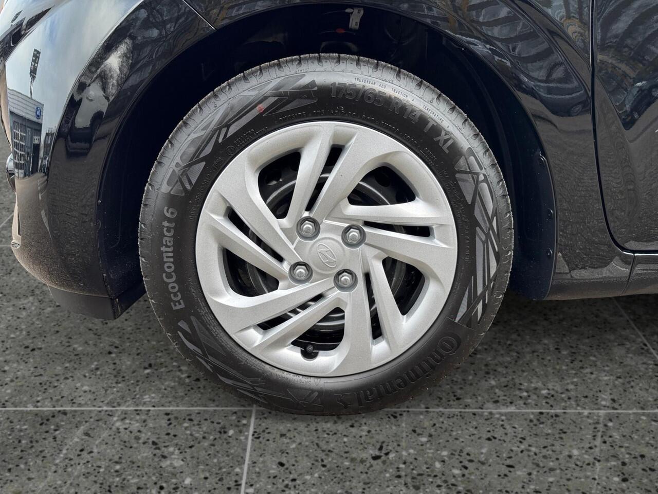 Hyundai I 10 1.0 Comfort Smart | ¤2525 KORTING | NAVIGATIE | CAMERA | CARPLAY |