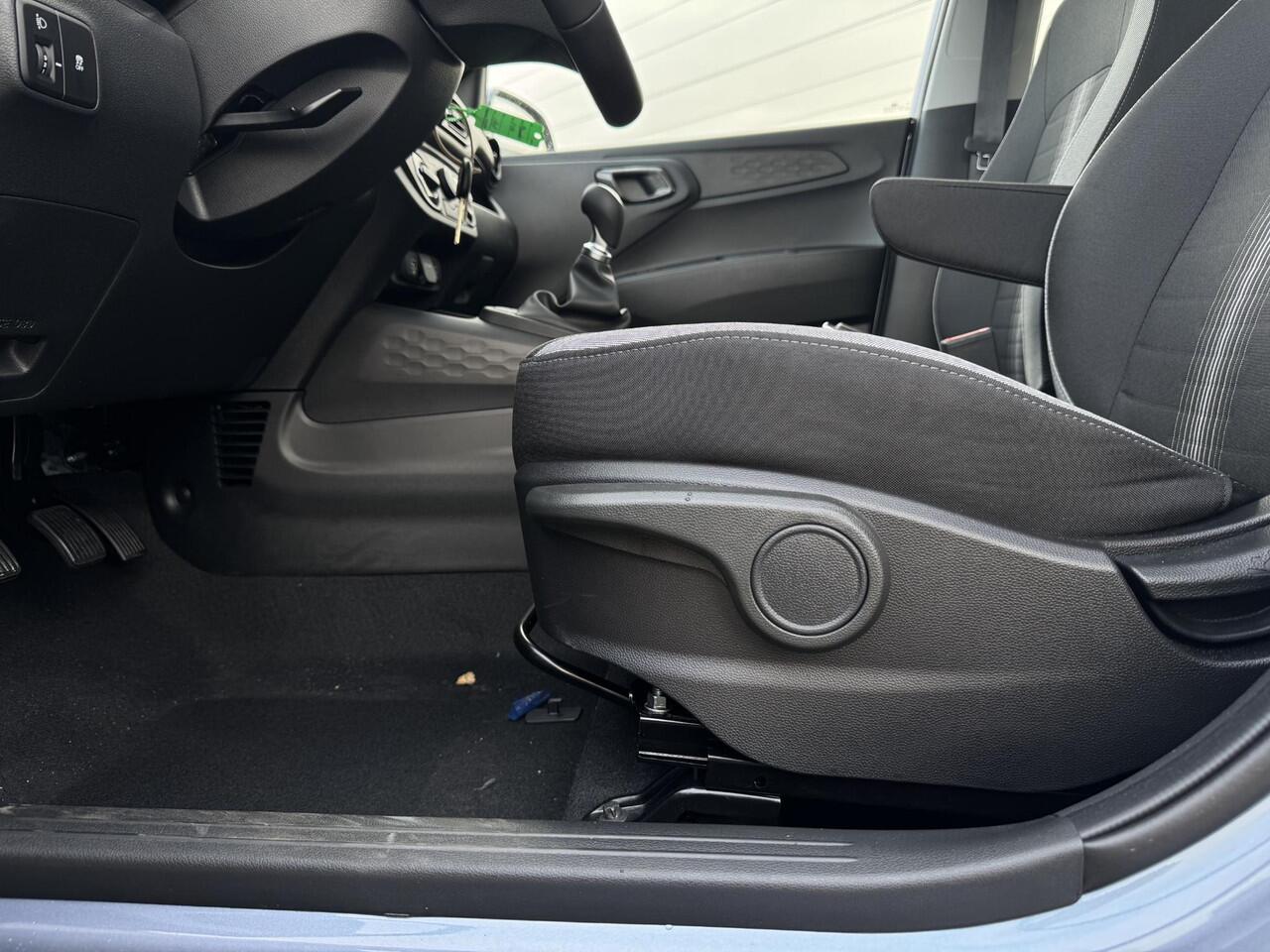 Hyundai I 10 1.0 Comfort Smart | Airco | Achteruitrijcamera | Lederen stuurwiel | Active lane-keeping | Navigatie | Apple carplay/ Android auto |
