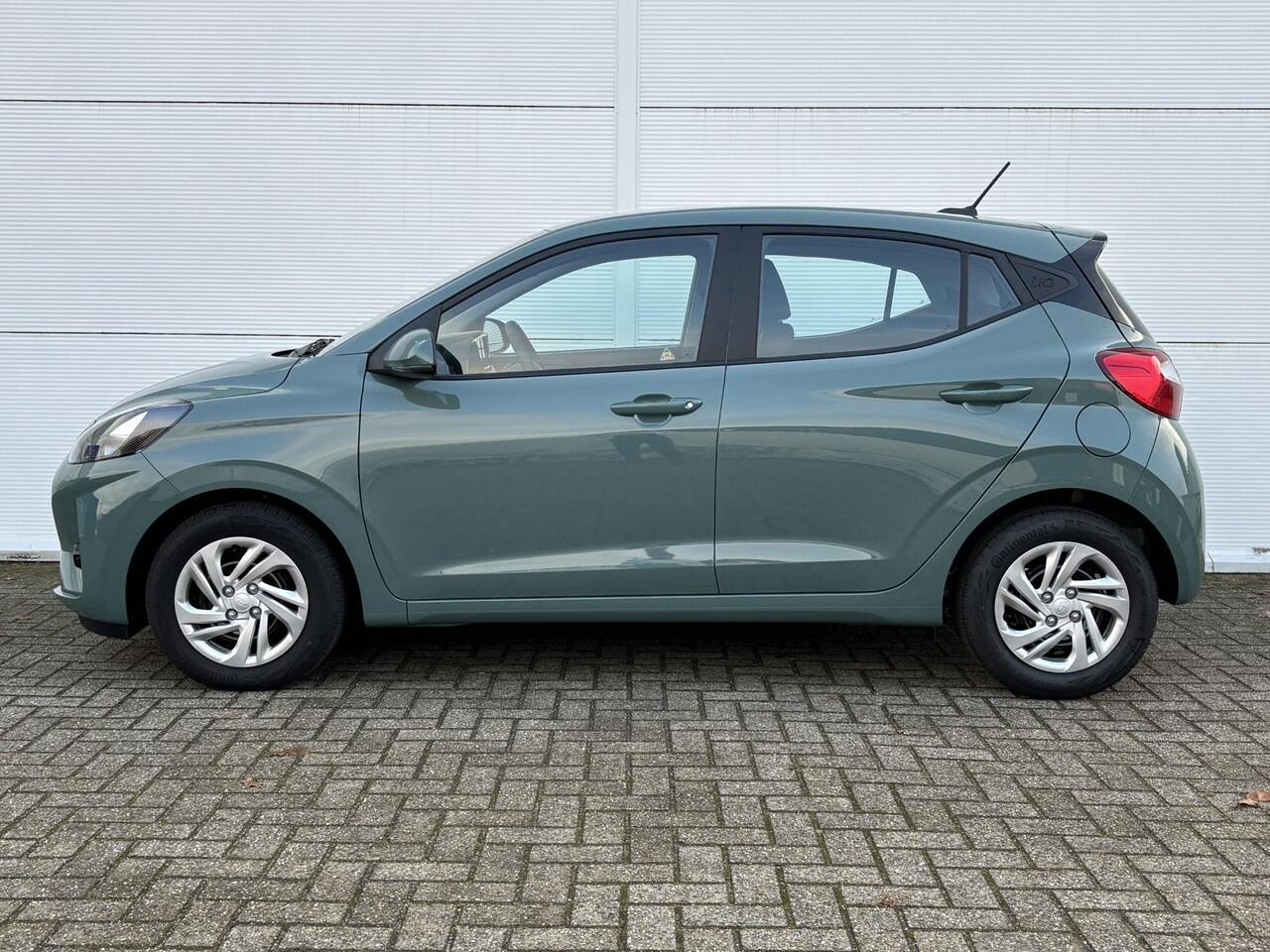 Hyundai I 10 1.0 Comfort Smart / Navigatie / Camera / Apple Carplay & Android Auto / Bluetooth / Airco /