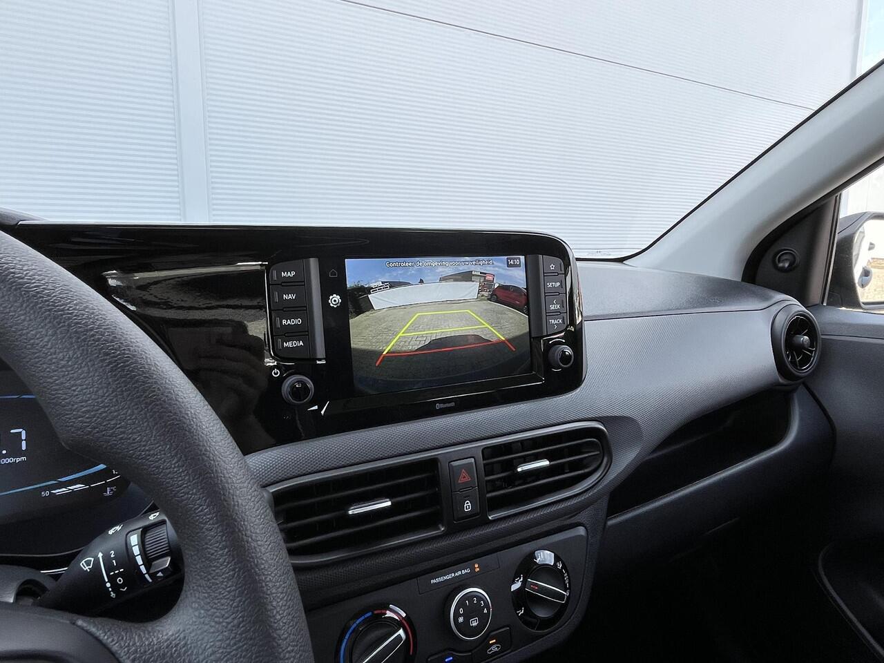 Hyundai I 10 1.0 Comfort / ¤ 1250,- Voordeel Op Nieuwprijs / Rijklaarprijs / Direct Leverbaar / Navigatie / Cruise Control / 5 Jaar Febrieksgarantie /