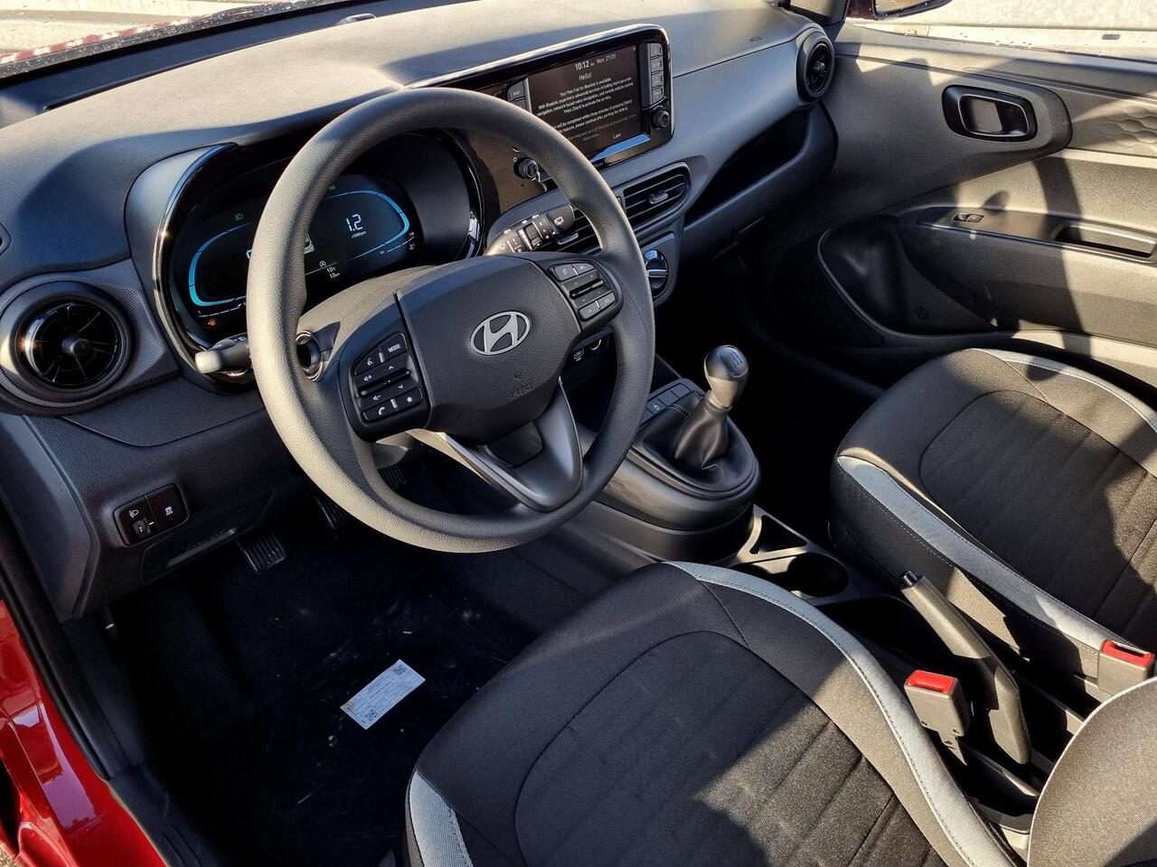 Hyundai I 10 1.0 Comfort / ¤ 1.250,- Voordeel Op Nieuwprijs / Rijklaarprijs / Direct Leverbaar / Navigatie / Cruise Control / 5 Jaar Fabrieksgarantie /