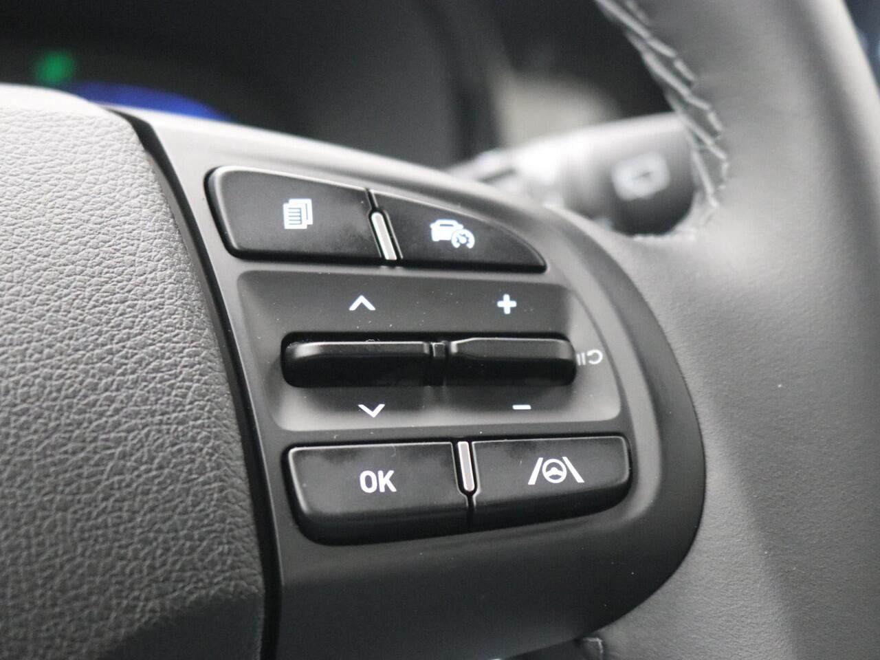 Hyundai I 10 1.0 Comfort Limited / Automaat / Navigatie / Camera / Apple Carplay & Android Auto / Bluetooth / Airco /