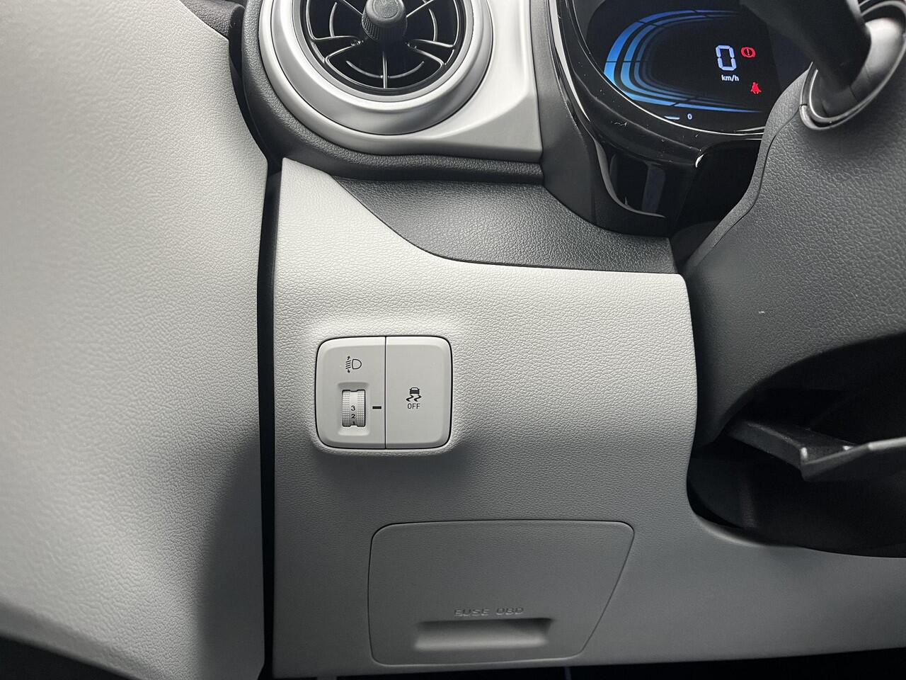 Hyundai I 10 1.0 Premium ** Nu met ¤ 1.500 voordeel, Enkel Nieuw uit voorraad leverbaar ** OP = OP **