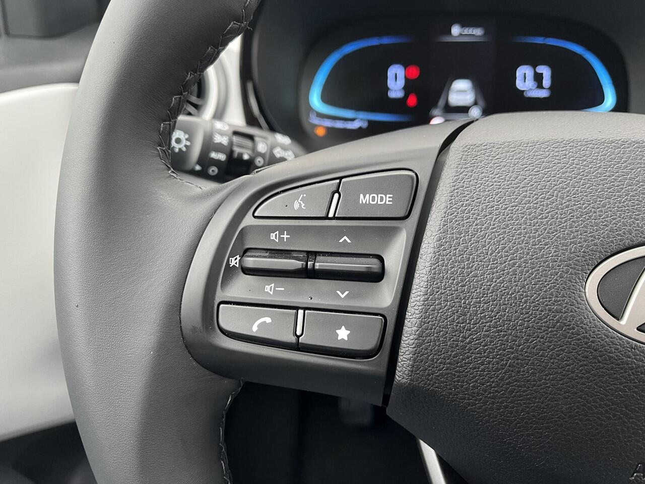 Hyundai I 10 1.0 Premium ** Nu met ¤ 1.500 voordeel, Enkel Nieuw uit voorraad leverbaar ** OP = OP **