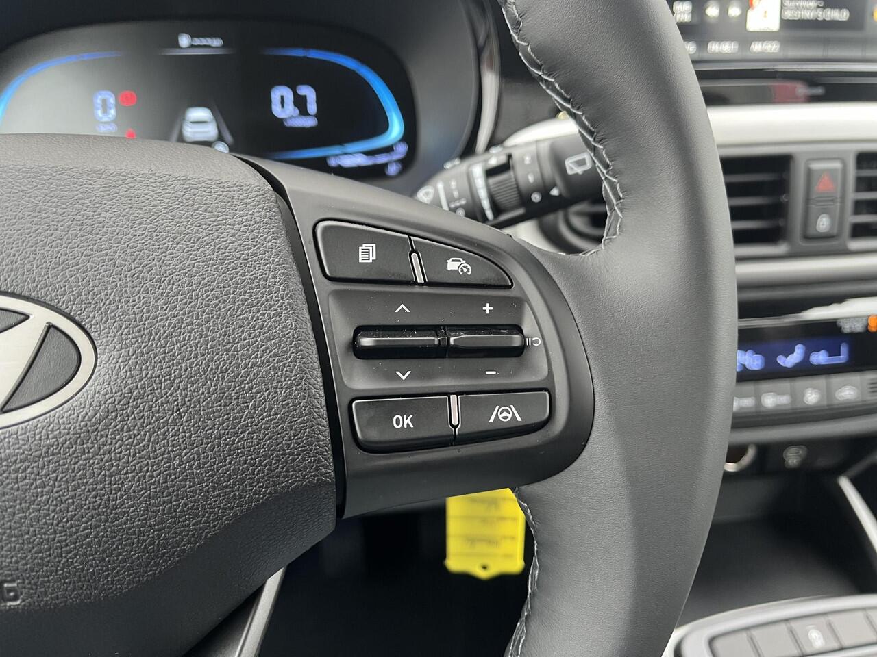 Hyundai I 10 1.0 Premium ** Nu met ¤ 1.500 voordeel, Enkel Nieuw uit voorraad leverbaar ** OP = OP **