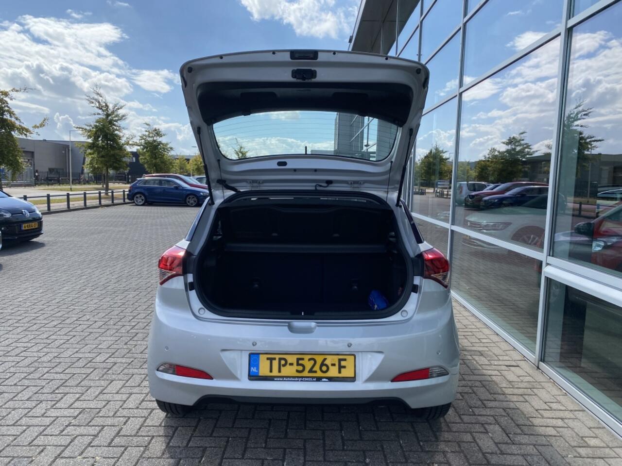 Hyundai I 20 1.0 T-GDI Comfort | Camera | Pdc | Navi |