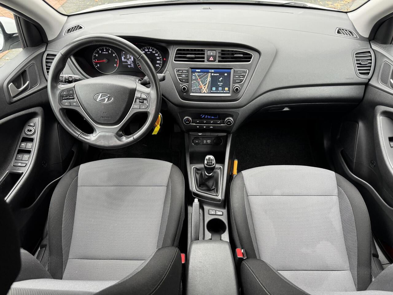 Hyundai I 20 1.0 T-GDI Comfort | Geïntegreerde navigatie | Android Auto Apple Carplay | Camera & Pdc | Climate control |