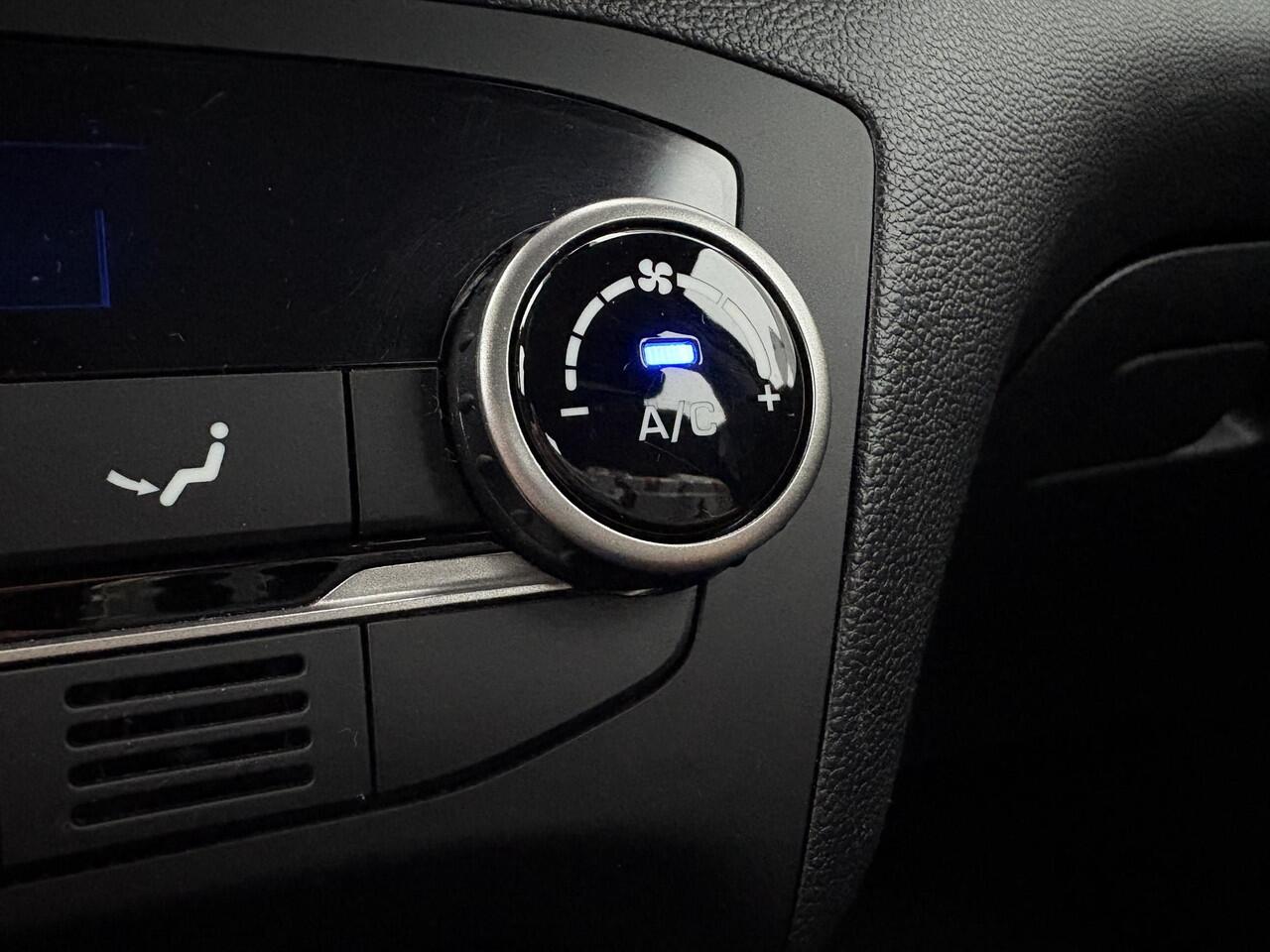 Hyundai I 20 1.0 T-GDI Comfort / Airco / Apple Carplay/Android Auto / Cruise control / Navigatiesysteem full map / Set zomerbanden op velg /