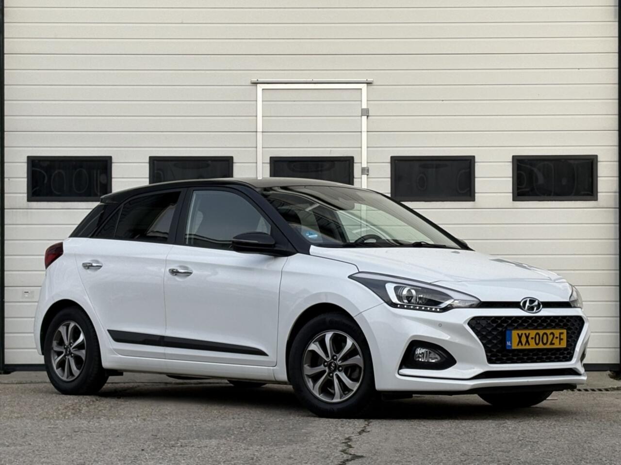 Hyundai I 20 1.0 T-GDI Premium Automaat Navi | Camera | Keyless | Trekhaak
