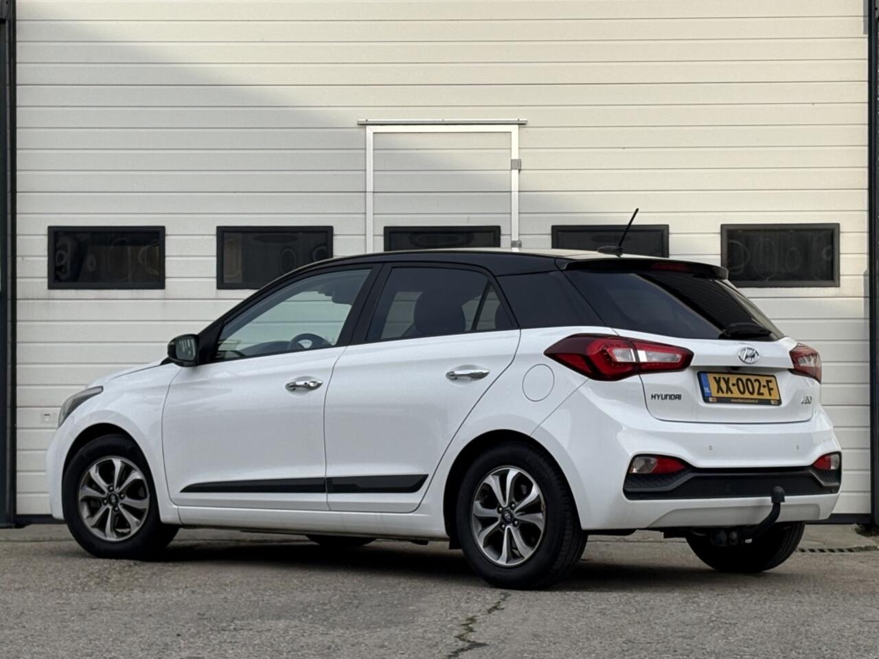 Hyundai I 20 1.0 T-GDI Premium Automaat Navi | Camera | Keyless | Trekhaak