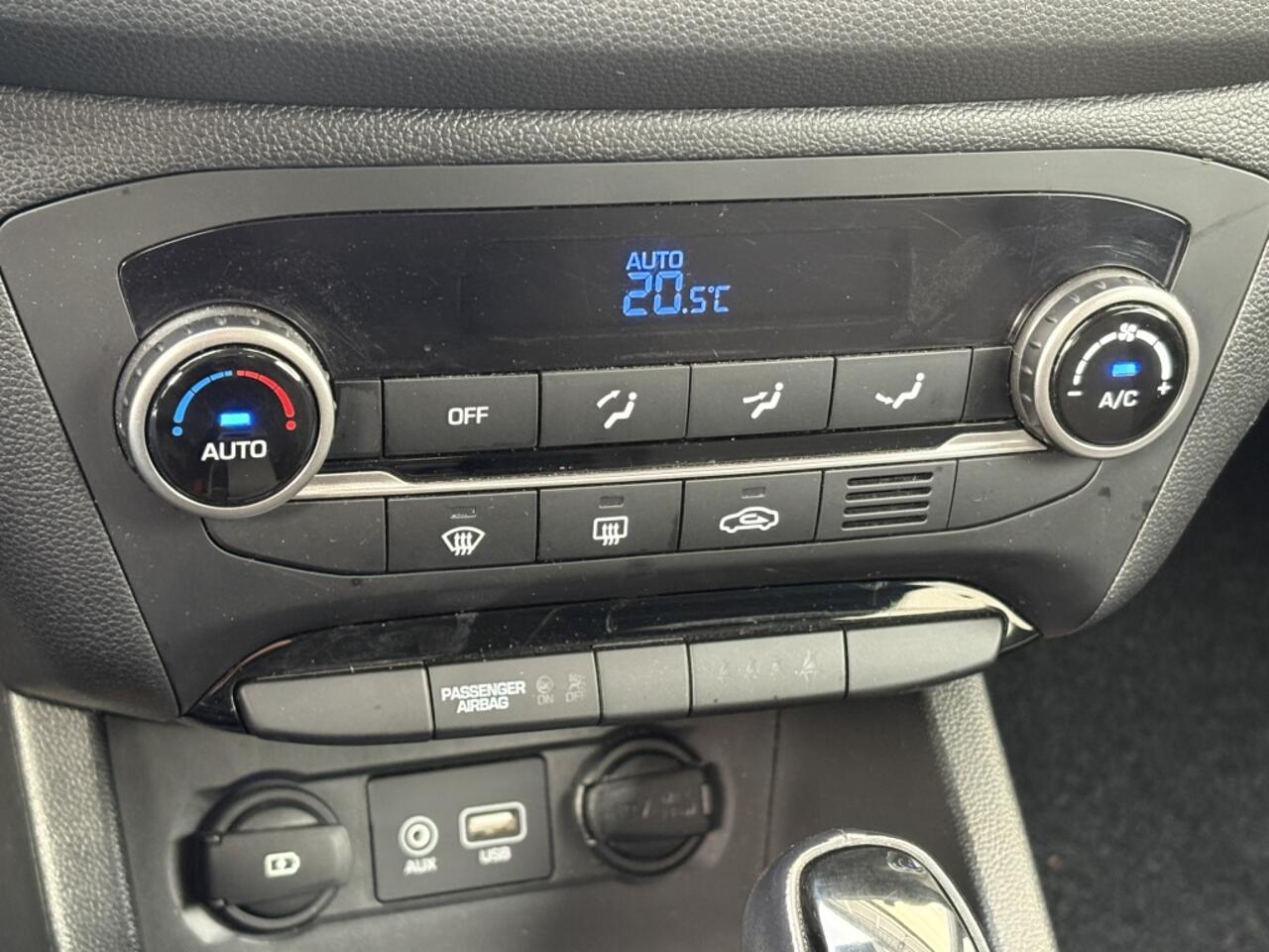 Hyundai I 20 1.0 T-GDI Premium Automaat Navi | Camera | Keyless | Trekhaak