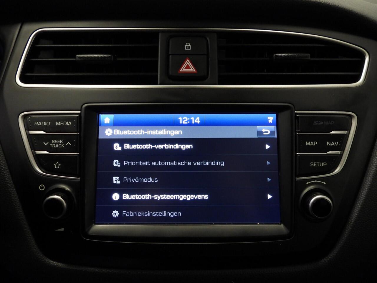 Hyundai I 20 1.0 T-GDI 100PK Premium NAVI/CAMERA/CLIMA/15"LMV!