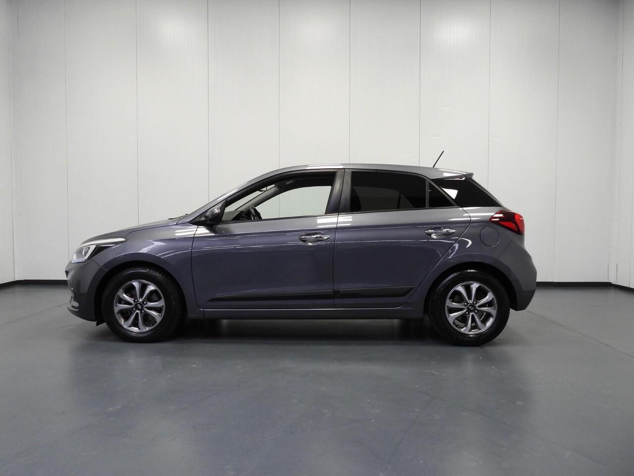 Hyundai I 20 1.0 T-GDI 100PK Premium NAVI/CAMERA/CLIMA/15"LMV!