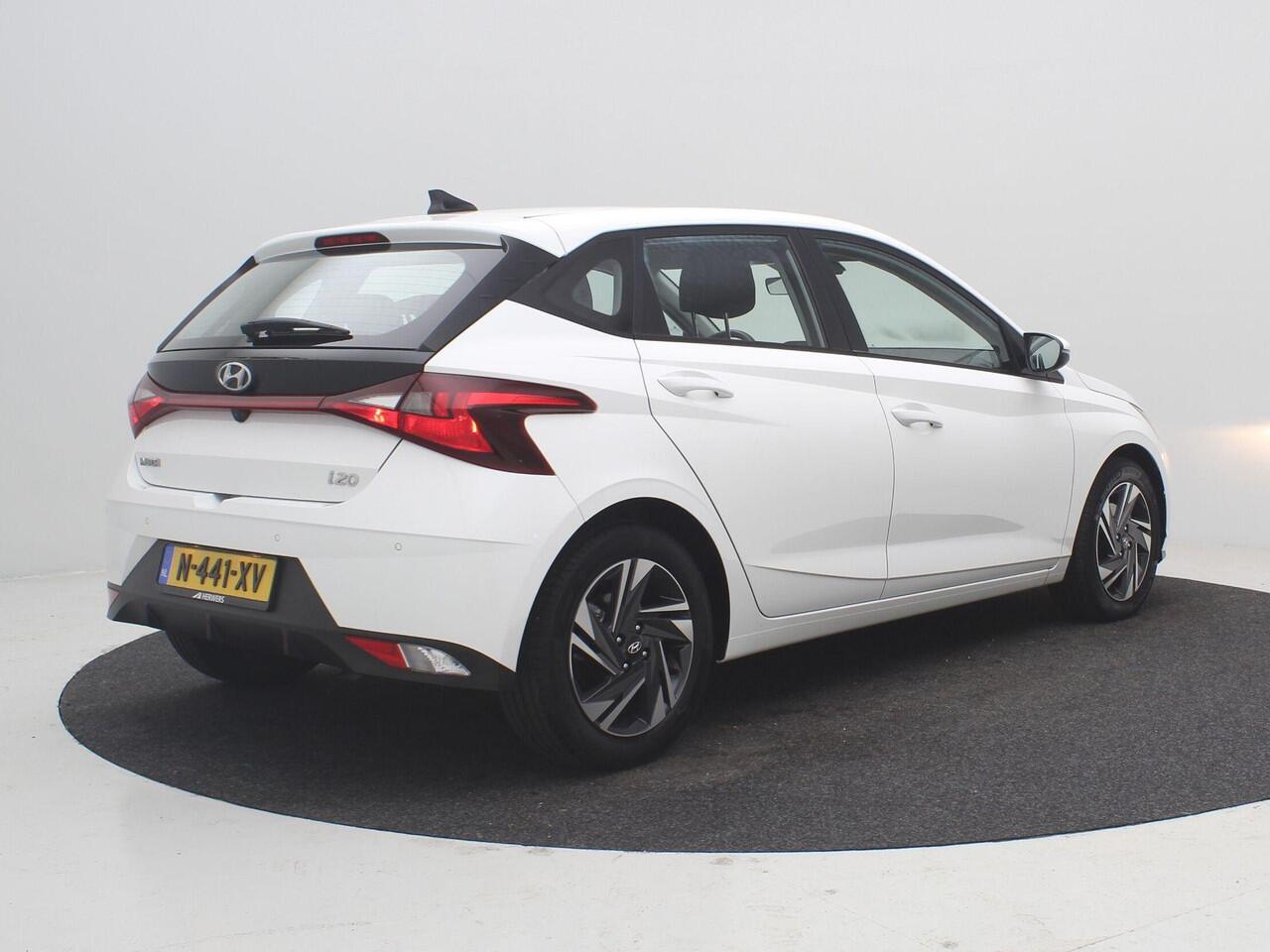 Hyundai I 20 1.0 T-GDI Comfort / Cruise Control / Achteruitrijcamera / Airconditioning / Apple Carplay / Android Auto / LMV / Parkeersensoren achter /