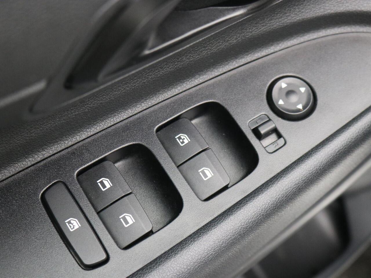 Hyundai I 20 1.0 T-GDI Comfort / Cruise Control / Achteruitrijcamera / Airconditioning / Apple Carplay / Android Auto / LMV / Parkeersensoren achter /