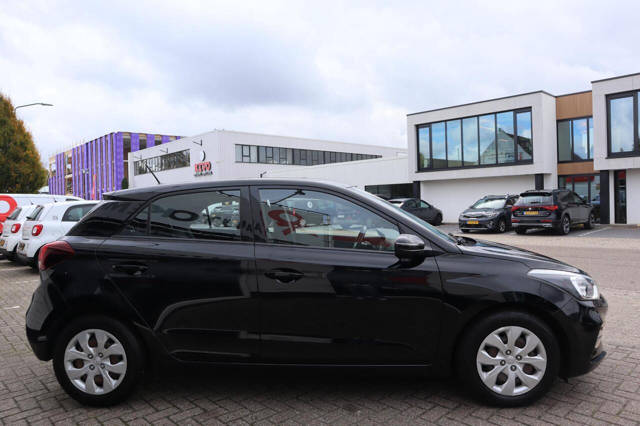 Hyundai I 20 1.0 T-GDI COMFORT AUTOMAAT|CAMERA|NAVIGATIE|DEALERONDERHOUDEN