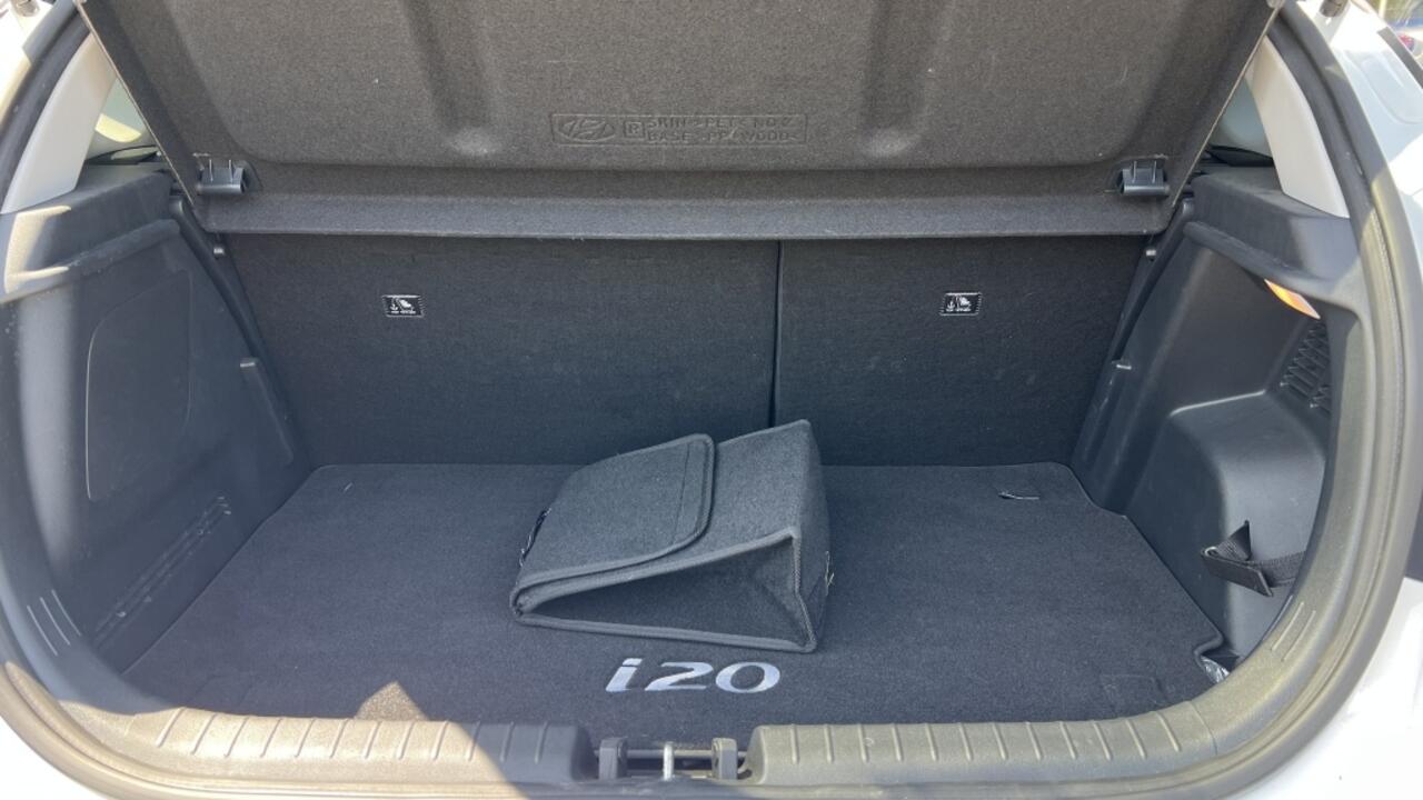 Hyundai I 20 1.0 T-GDI Comfort | Navi | Camera | Cruise