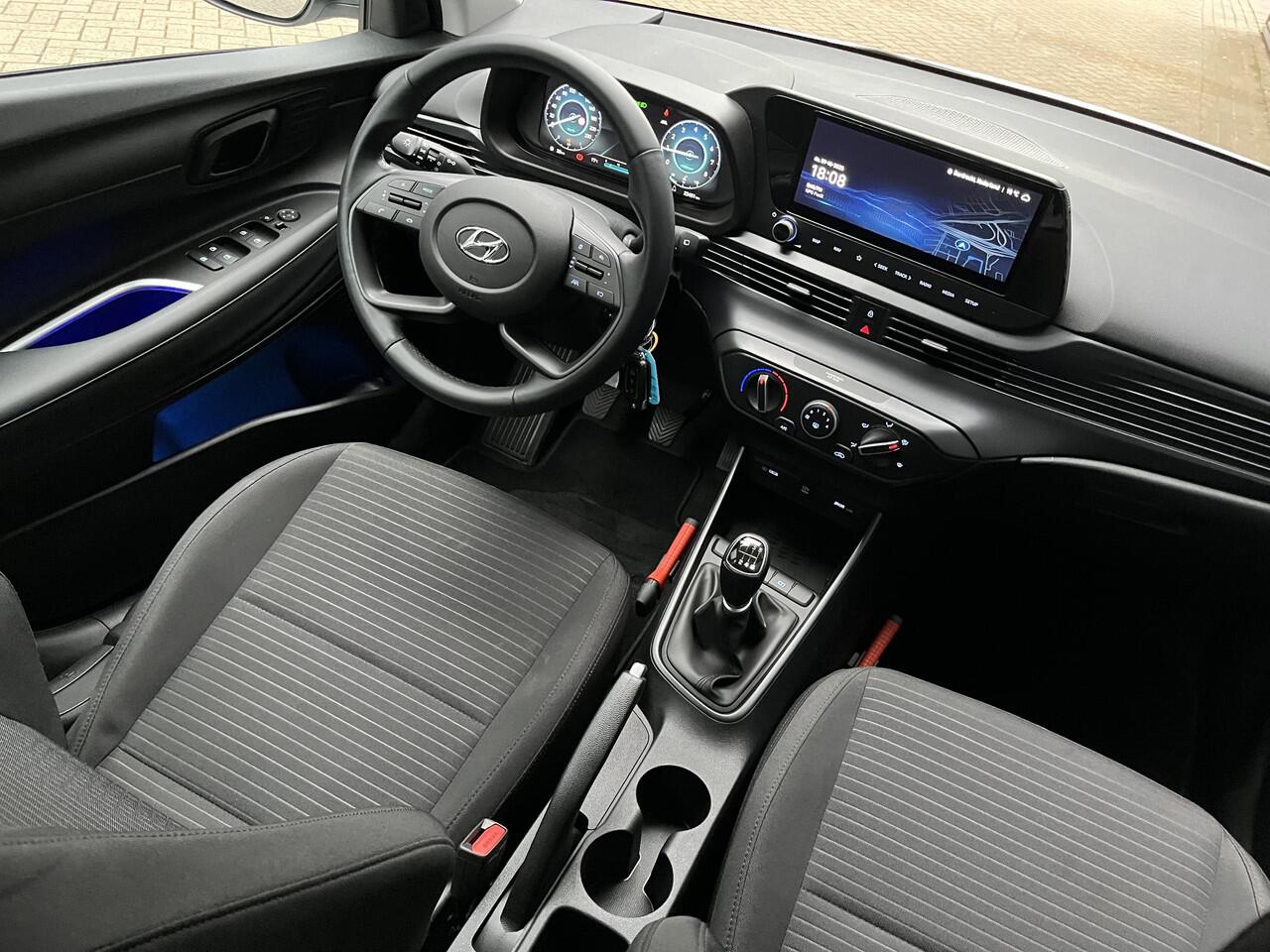Hyundai I 20 5drs 1.0 T-GDI 100PK Comfort Smart | Geïntegreerde navigatiesysteem | Camera | Lichtmetalen velgen | Apple Carplay & Android Auto |