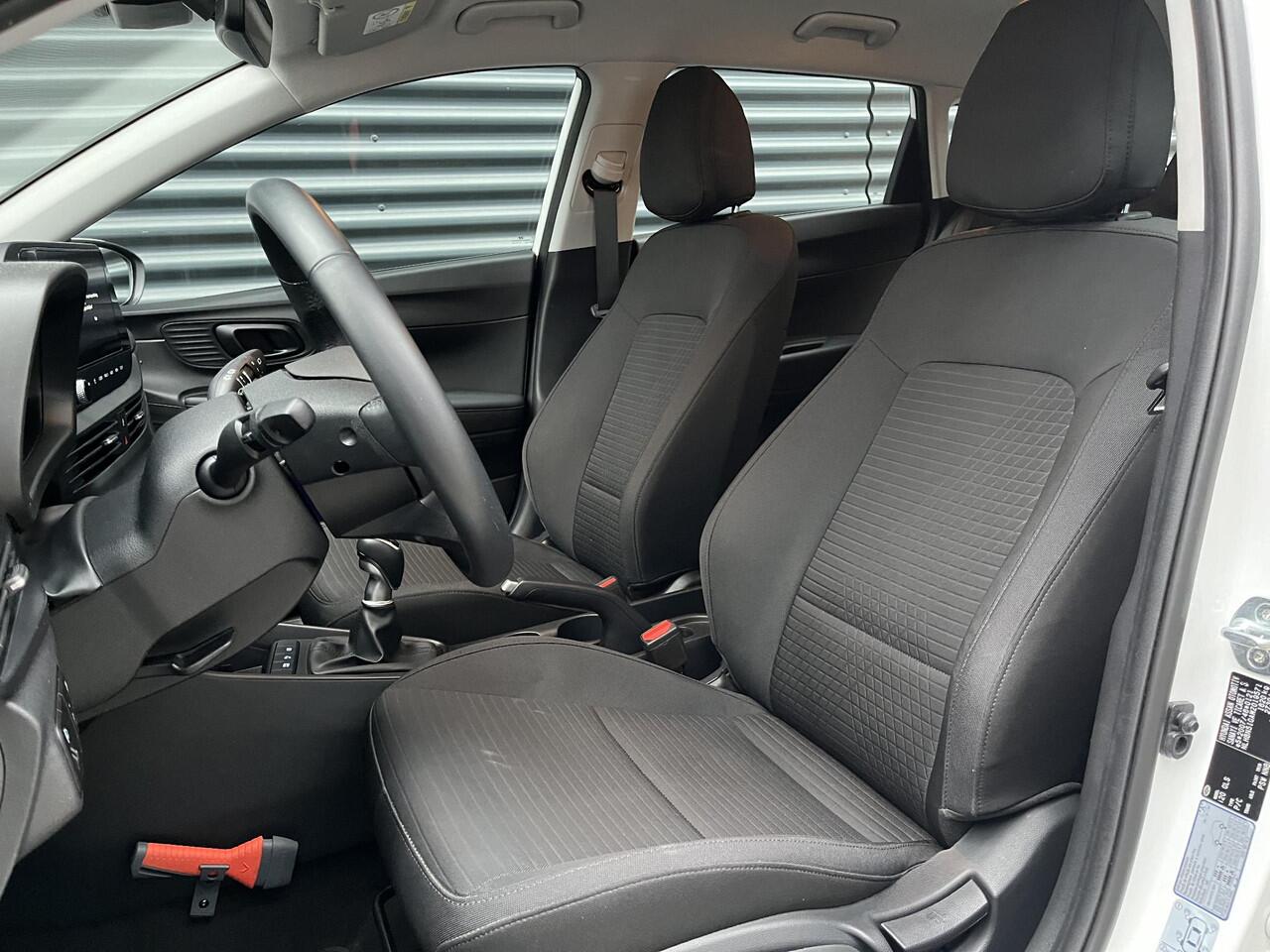 Hyundai I 20 5drs 1.0 T-GDI 100PK Comfort Smart | Geïntegreerde navigatiesysteem | Camera | Lichtmetalen velgen | Apple Carplay & Android Auto |