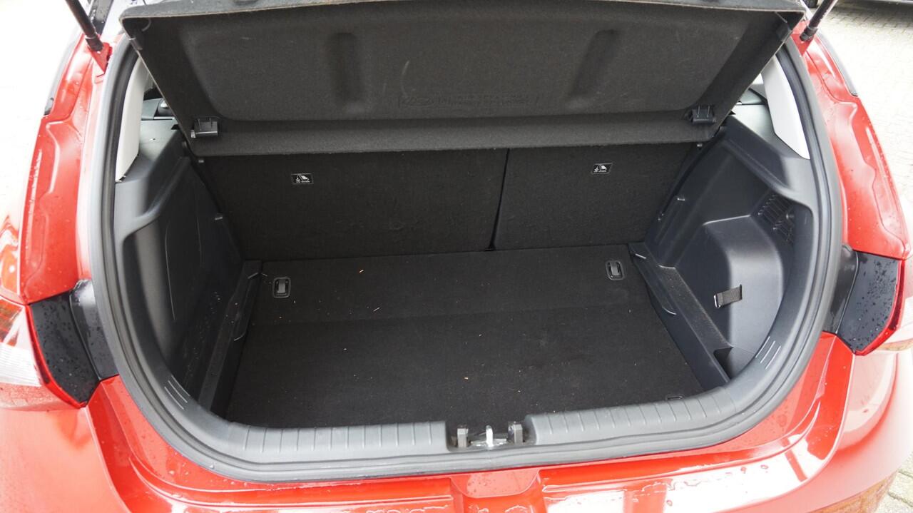 Hyundai I 20 1.0 T-GDI Comfort Smart Trekhaak | Navigatie | Camera | Airco | Org. NLse auto | Dealeronderhouden