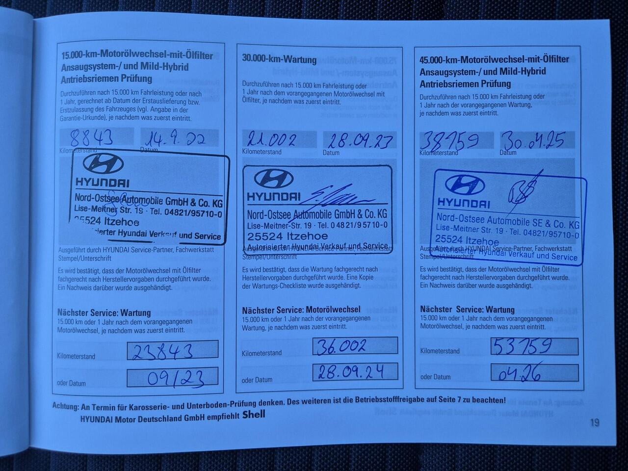 Hyundai I 20 1.0 T-GDI Comfort Smart Handgeschakeld / Fabrieksgarantie tot 09-09-2026 / Dealer onderhouden / Allseason banden / Navigatie via Apple Carplay of Android Auto / Stuur en Stoel verwarming /