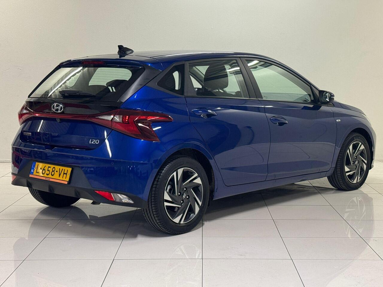 Hyundai I 20 1.0 T-GDI Comfort Smart | Navigatie | Licht Metalen Velgen | Parkeersensoren |