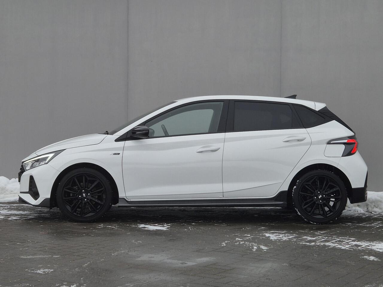 Hyundai I 20 1.0 T-GDI N-line Automaat / Navigatie via Apple Carplay of Android Auto / Stuur en Stoel verwarming / Achteruitrijcamera / Adaptief CC / Climate control / Trekgewicht 1110 kg /