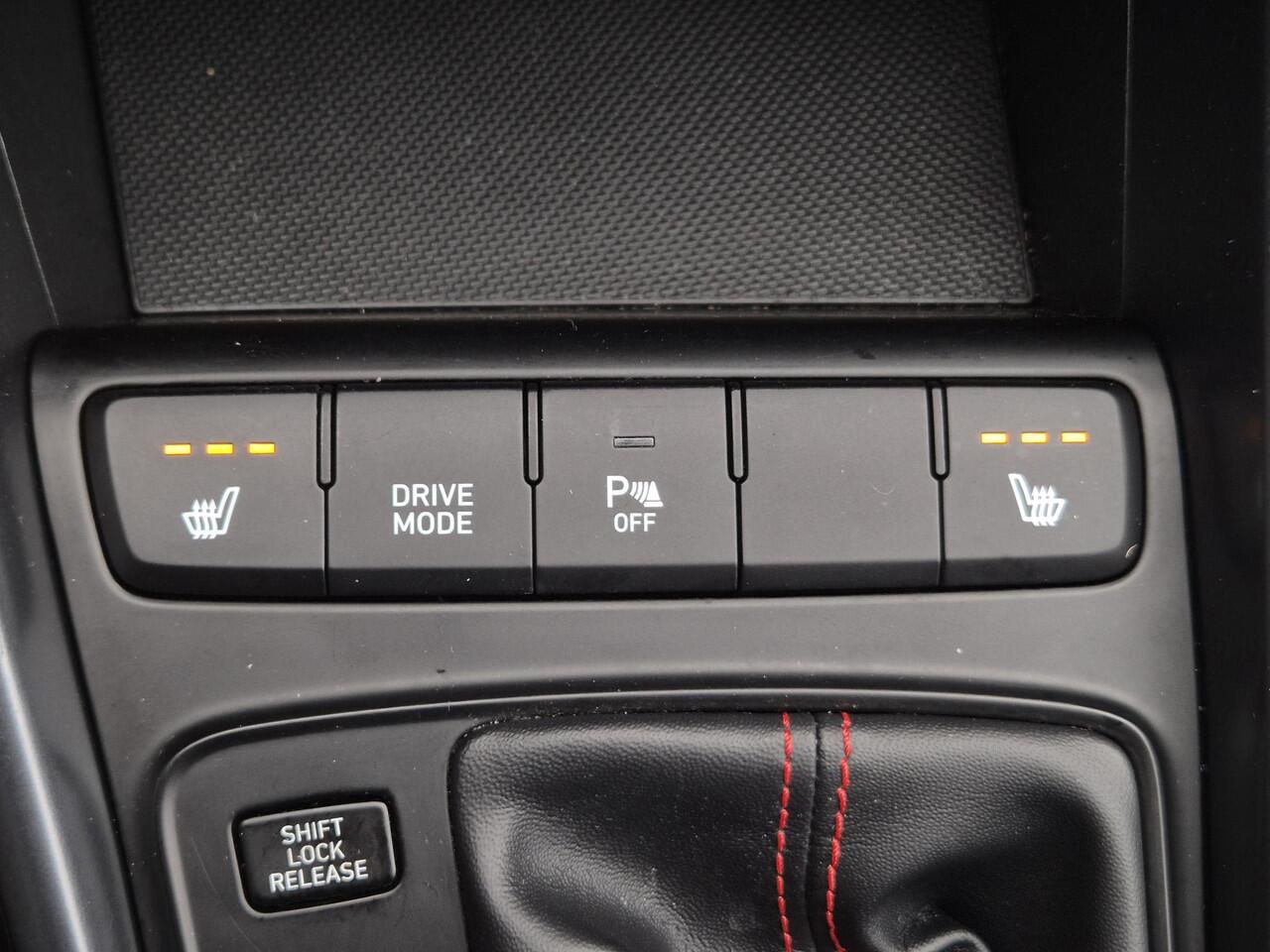 Hyundai I 20 1.0 T-GDI N-line Automaat / Navigatie via Apple Carplay of Android Auto / Stuur en Stoel verwarming / Achteruitrijcamera / Cruise Control / Climate control / Trekgewicht 1110 kg /