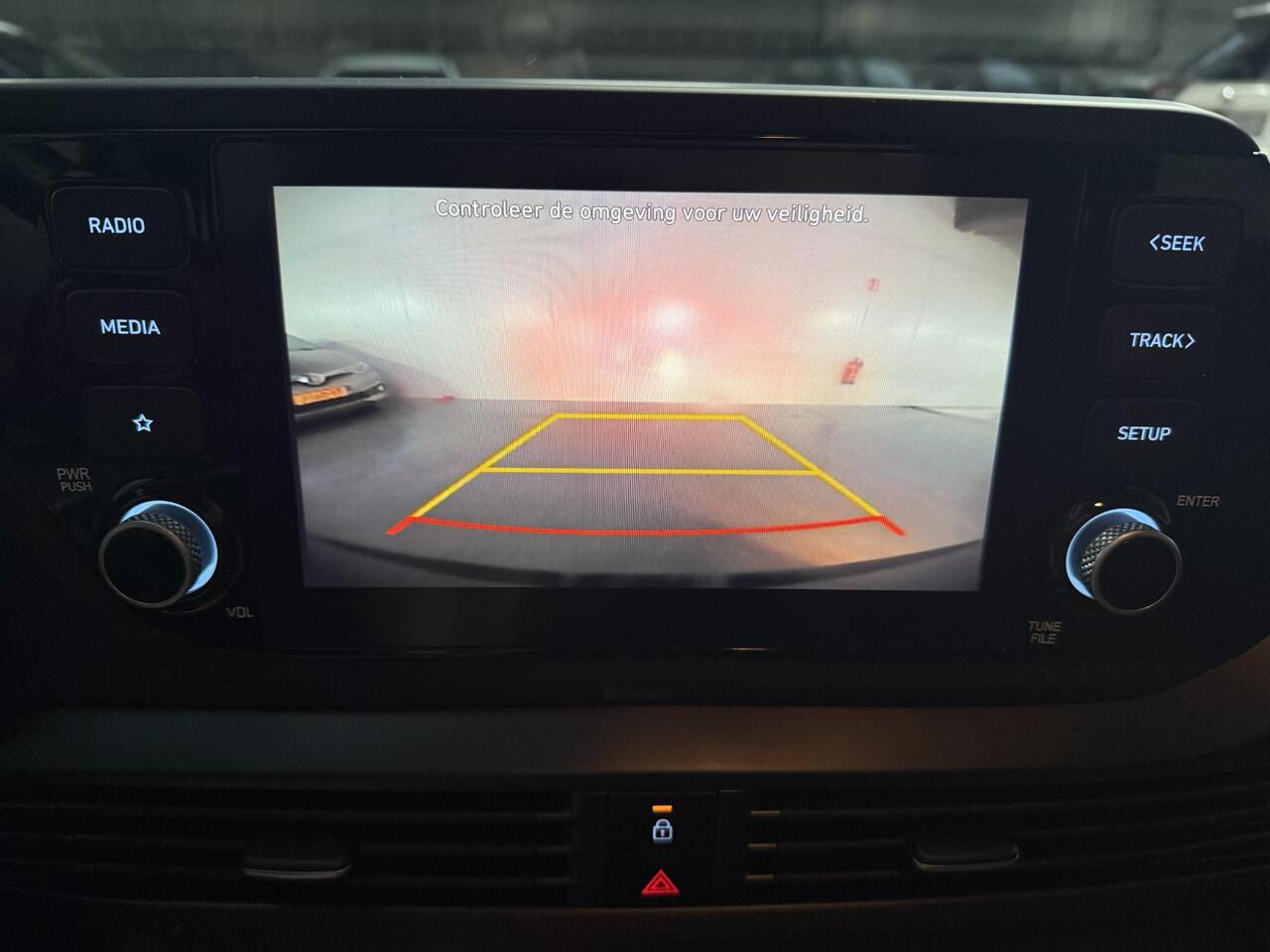 Hyundai I 20 1.2 MPI Comfort Stuur en Stoel verwarming, leuke luxe auto met een zuinige motor