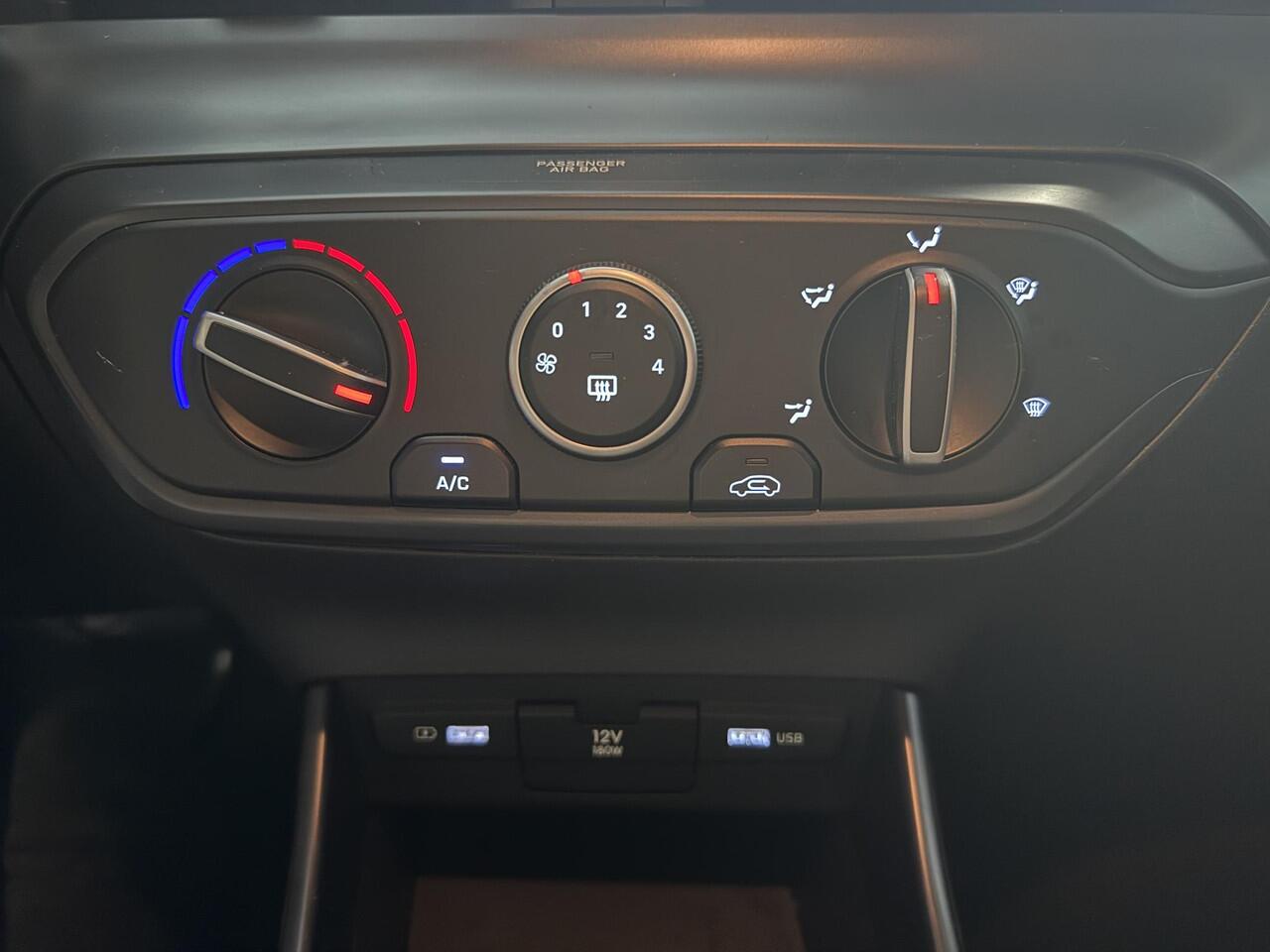 Hyundai I 20 1.2 MPI Comfort Stuur en Stoel verwarming, leuke luxe auto met een zuinige motor