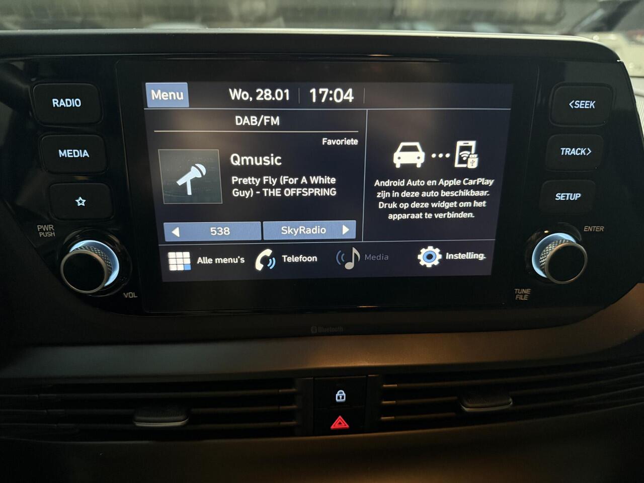 Hyundai I 20 1.2 MPI Comfort Stuur en Stoel verwarming, leuke luxe auto met een zuinige motor