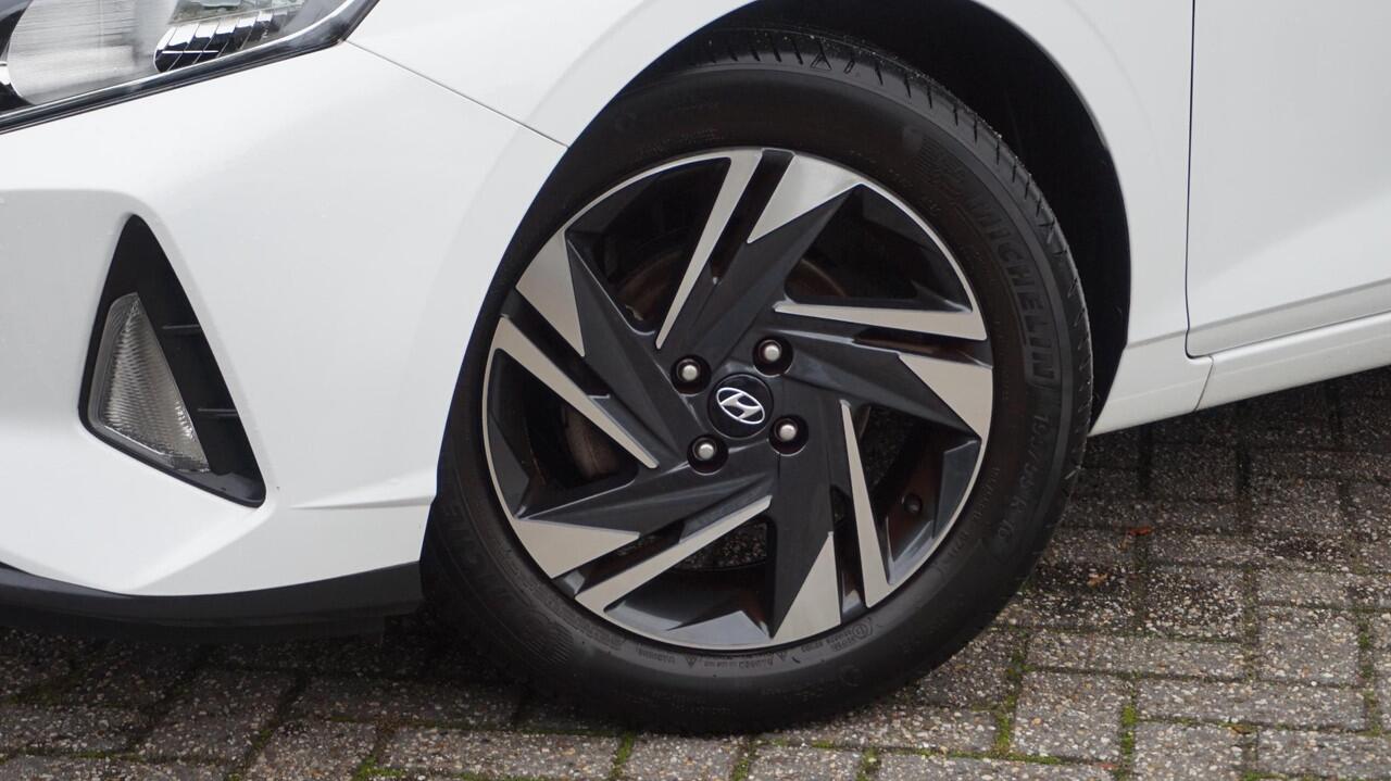 Hyundai I 20 1.2 MPI Comfort Smart Trekhaak | Navigatie | Dealeronderhouden