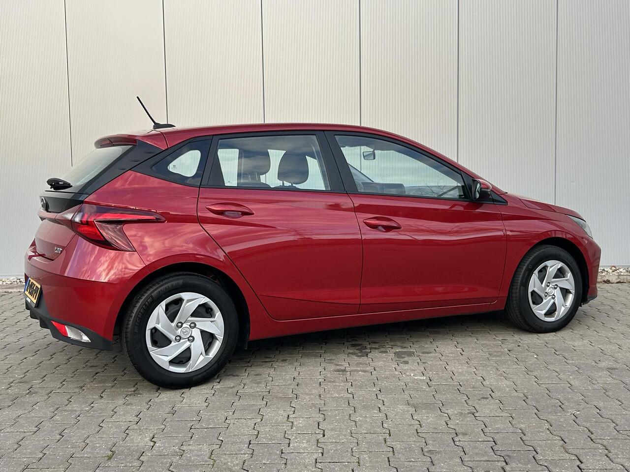 Hyundai I 20 1.2 MPI i-Motion / Airco / Cruise Control / Bluetooth / Grootlicht Assistentie / Lane assist /