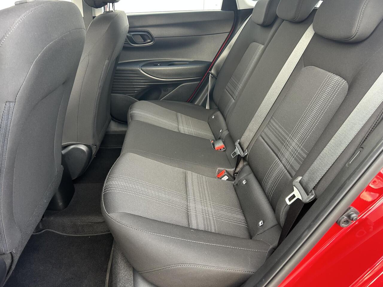 Hyundai I 20 1.2 MPI i-Motion / Airco / Cruise Control / Bluetooth / Grootlicht Assistentie / Lane assist /