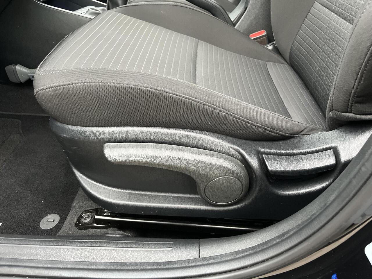 Hyundai I 20 1.0 T-GDI Comfort Smart | 3 jaar garantie | Rijklaarprijs dus geen extra afleverkosten! | Apple CarPlay/Android Auto |