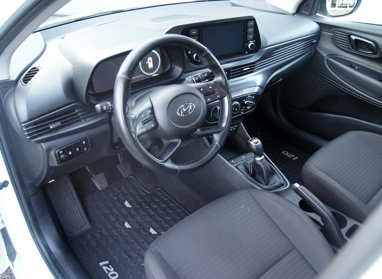 Hyundai I 20 1.2 MPI Comfort Airco,Camera,Cruise,Pdc,RIJKLAARPRIJS!!