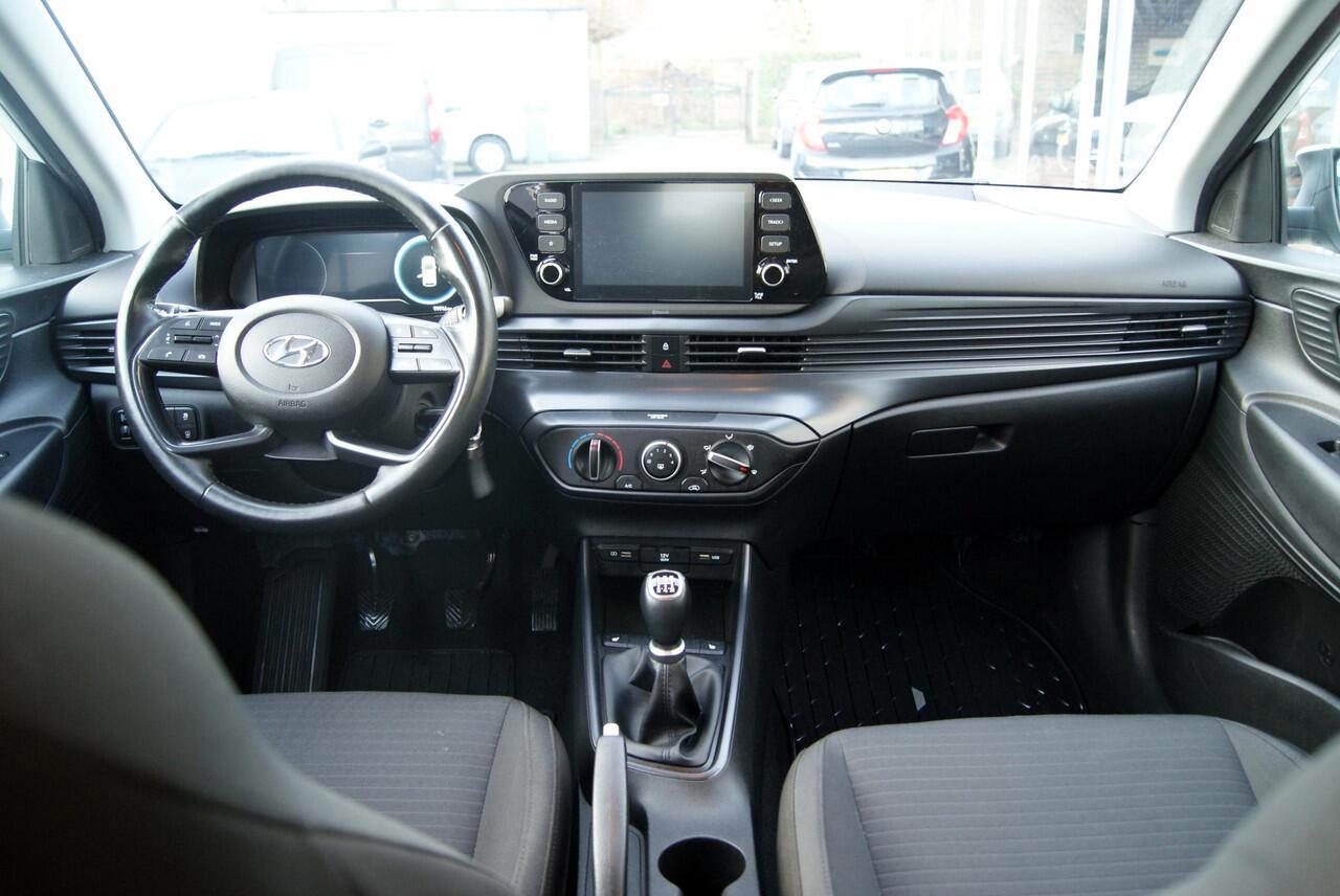 Hyundai I 20 1.2 MPI Comfort Airco,Camera,Cruise,Pdc,RIJKLAARPRIJS!!