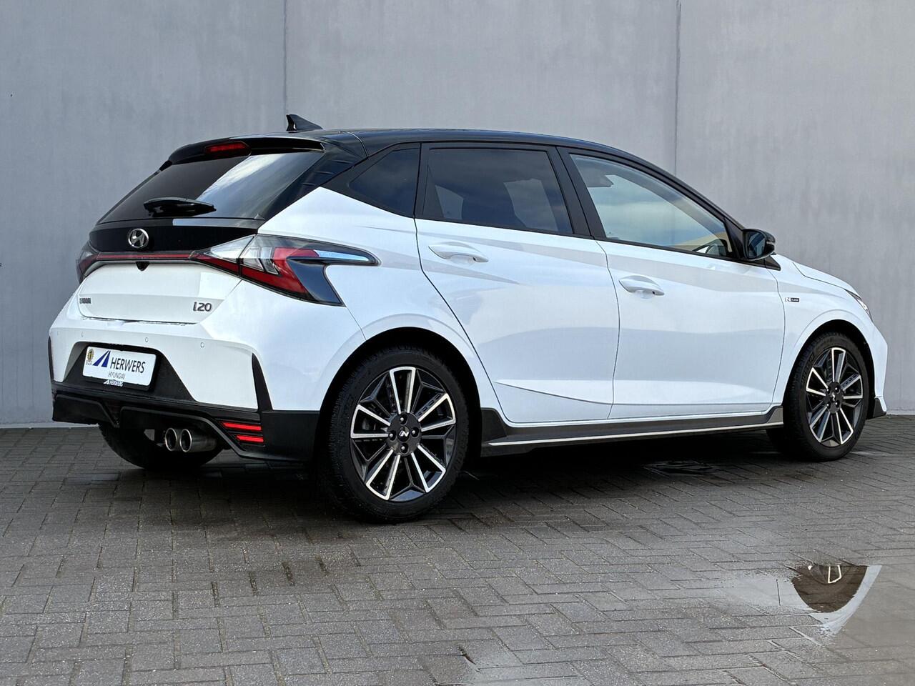Hyundai I 20 1.0 T-GDI N Line Automaat / Fabrieksgarantie t/m 11-2027 / Dealer onderhouden / Stoel-/Stuurverwarming / Apple Carplay/Android Auto / Achteruitrijcamera / Cruise Control / Navigatie / Bluetooth /