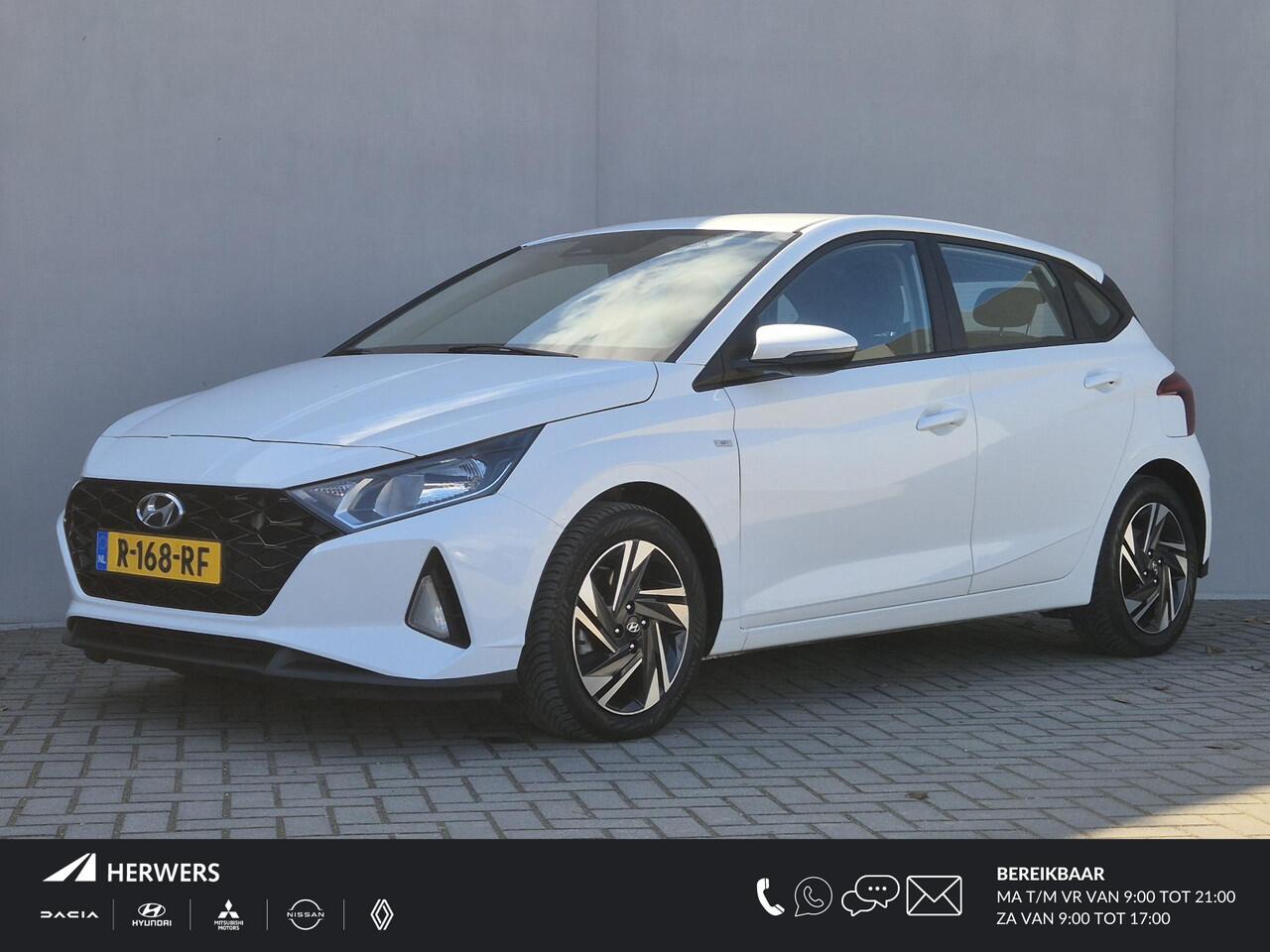 Hyundai I 20 1.0 T-GDI Comfort Smart / All season banden / Airco / Cruise control / Achteruitrijcamera / Trekgewicht 1110 kg / Apple Carplay Android Auto / Parkeersensoren achter / Elektrische ramen voor en achter /