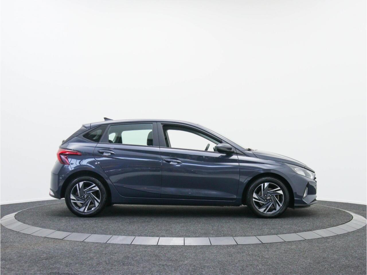 Hyundai I 20 1.0 T-GDI Comfort + Winterpack | All-seasons